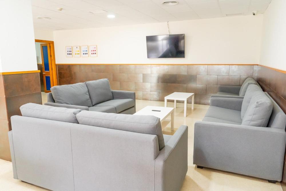 Albergue Inturjoven Sevilla Kültér fotó