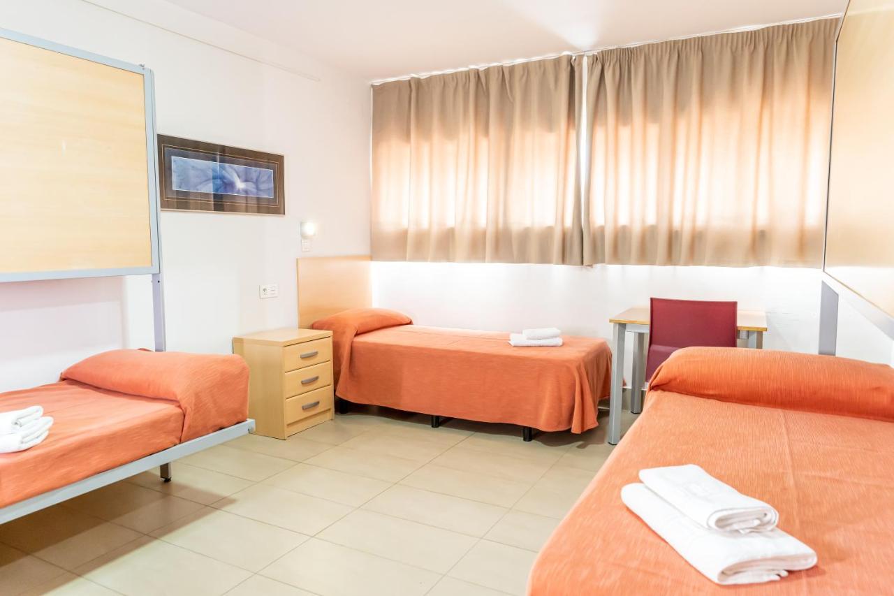 Albergue Inturjoven Sevilla Kültér fotó