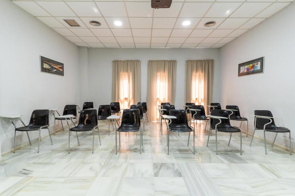 Albergue Inturjoven Sevilla Kültér fotó