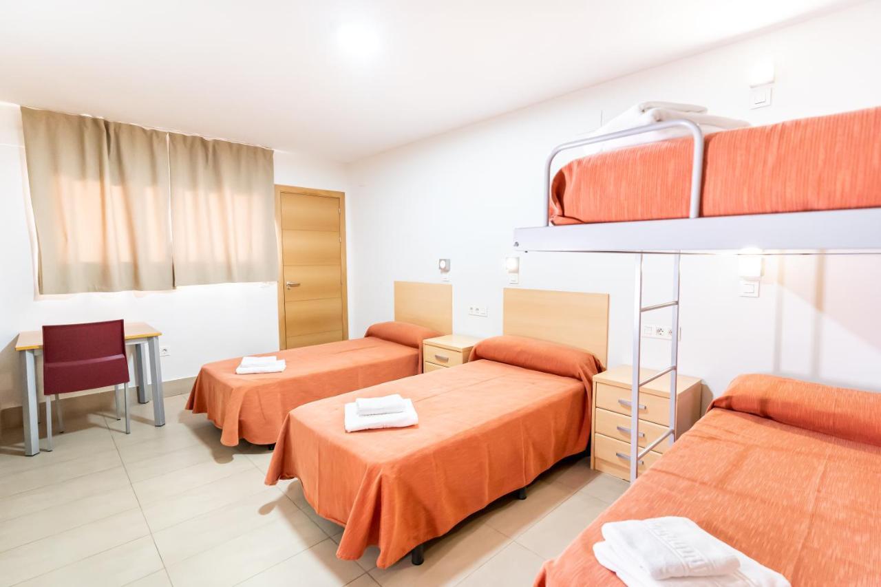 Albergue Inturjoven Sevilla Kültér fotó