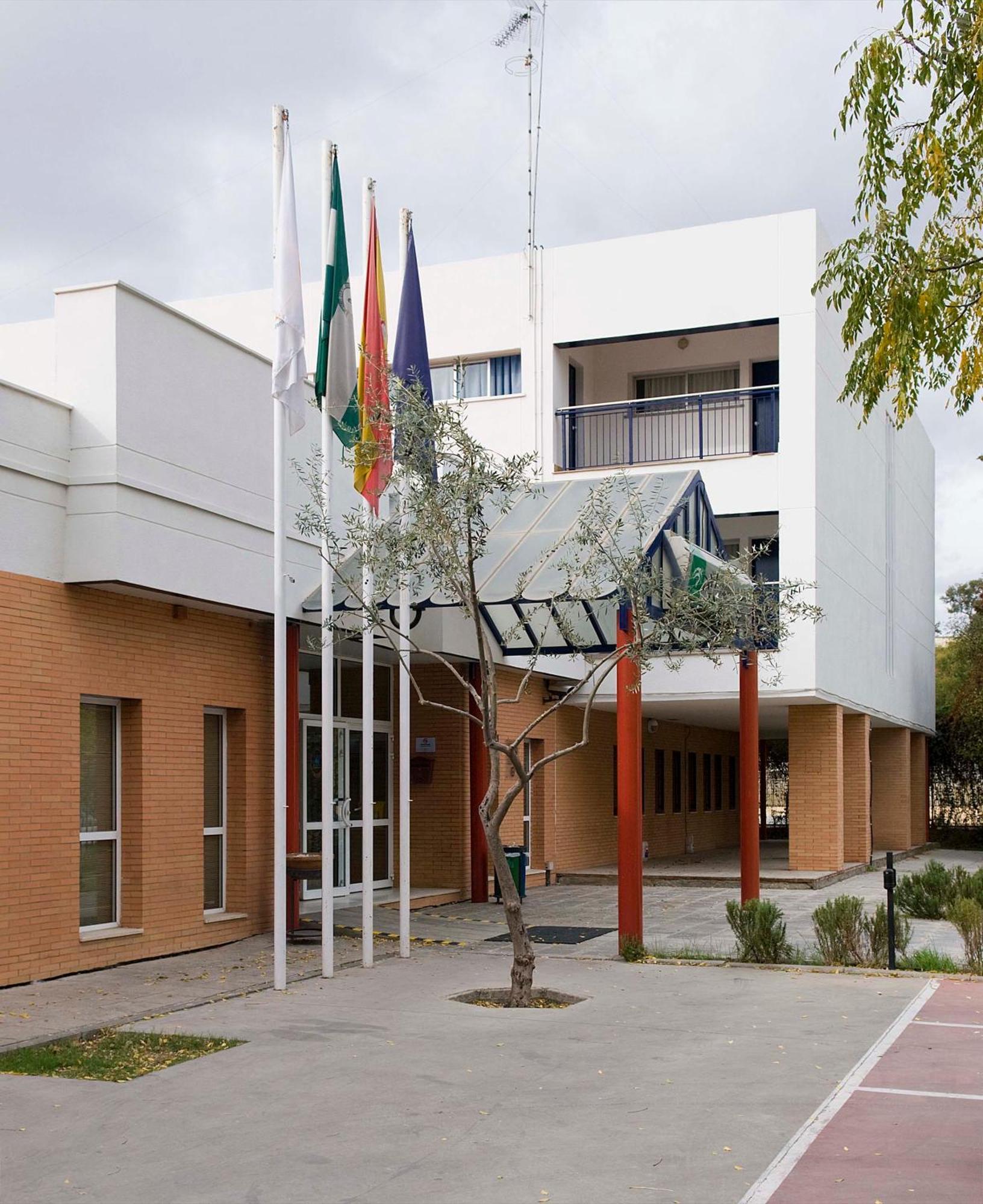 Albergue Inturjoven Sevilla Kültér fotó