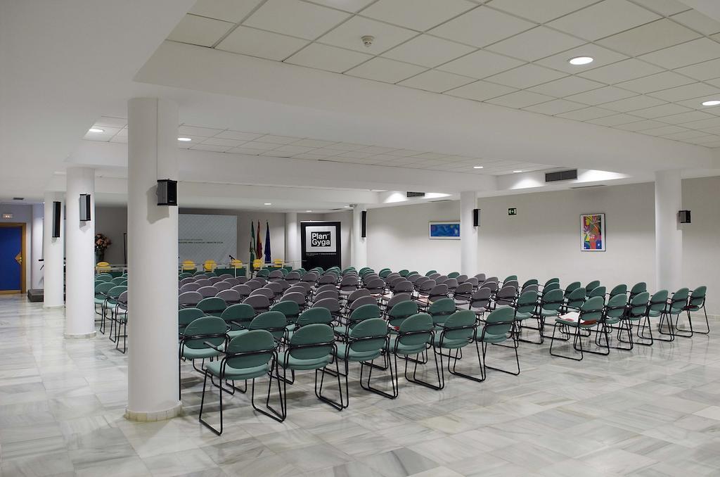 Albergue Inturjoven Sevilla Kültér fotó