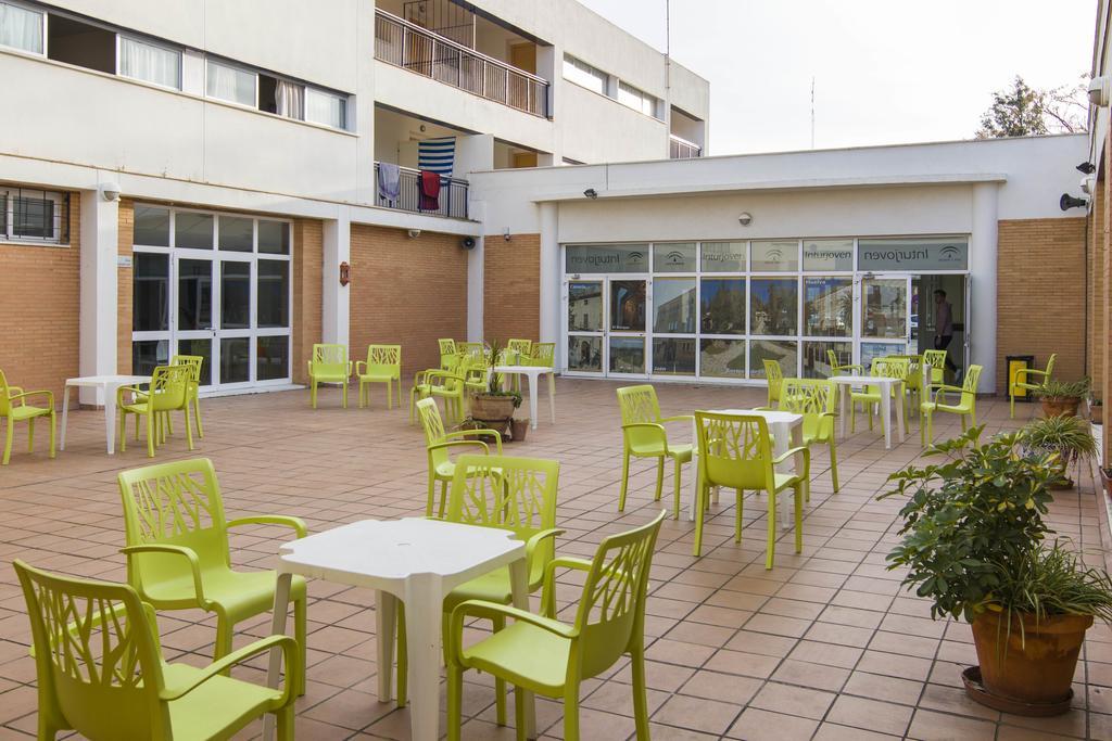 Albergue Inturjoven Sevilla Kültér fotó