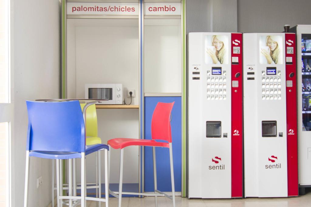 Albergue Inturjoven Sevilla Kültér fotó