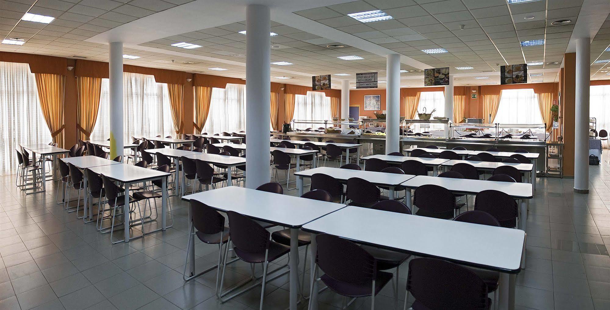 Albergue Inturjoven Sevilla Kültér fotó