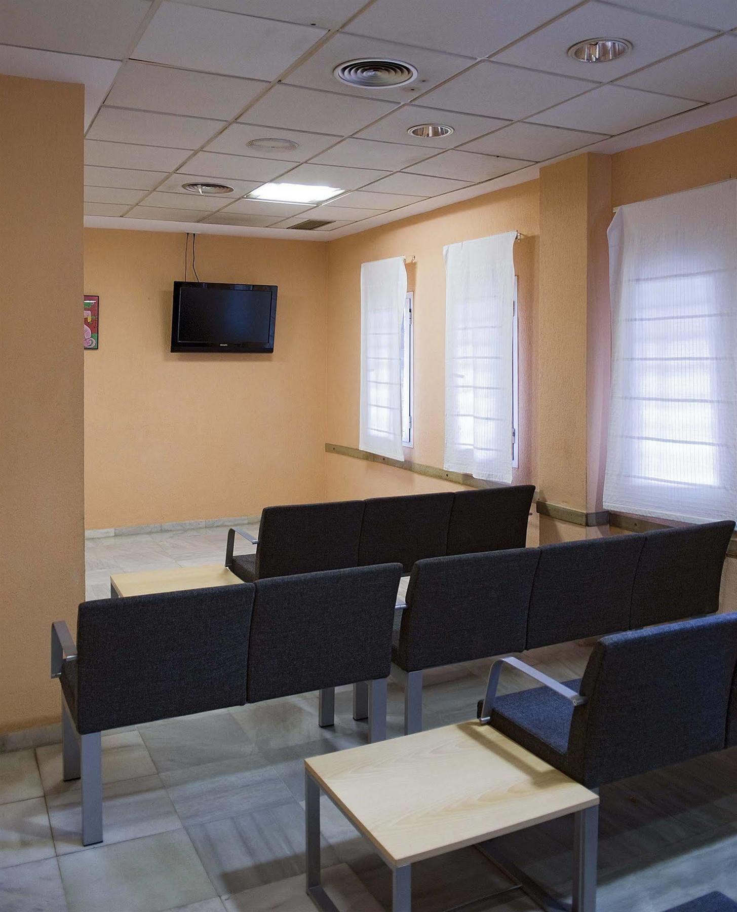 Albergue Inturjoven Sevilla Kültér fotó